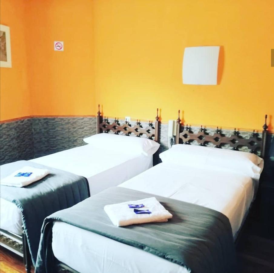 Txoko Maitea Pentsioa Hotel อูร์นีตา ภายนอก รูปภาพ
