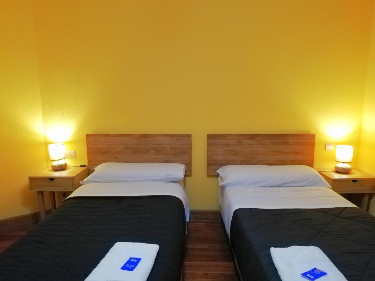 Txoko Maitea Pentsioa Hotel อูร์นีตา ภายนอก รูปภาพ