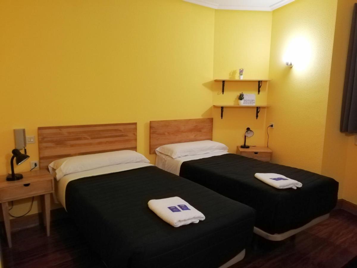 Txoko Maitea Pentsioa Hotel อูร์นีตา ภายนอก รูปภาพ