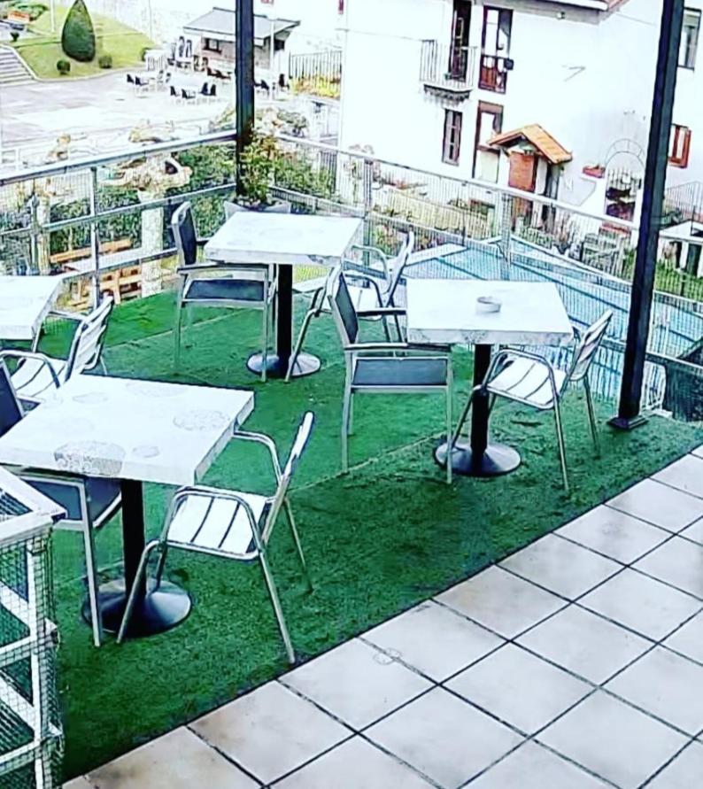 Txoko Maitea Pentsioa Hotel อูร์นีตา ภายนอก รูปภาพ