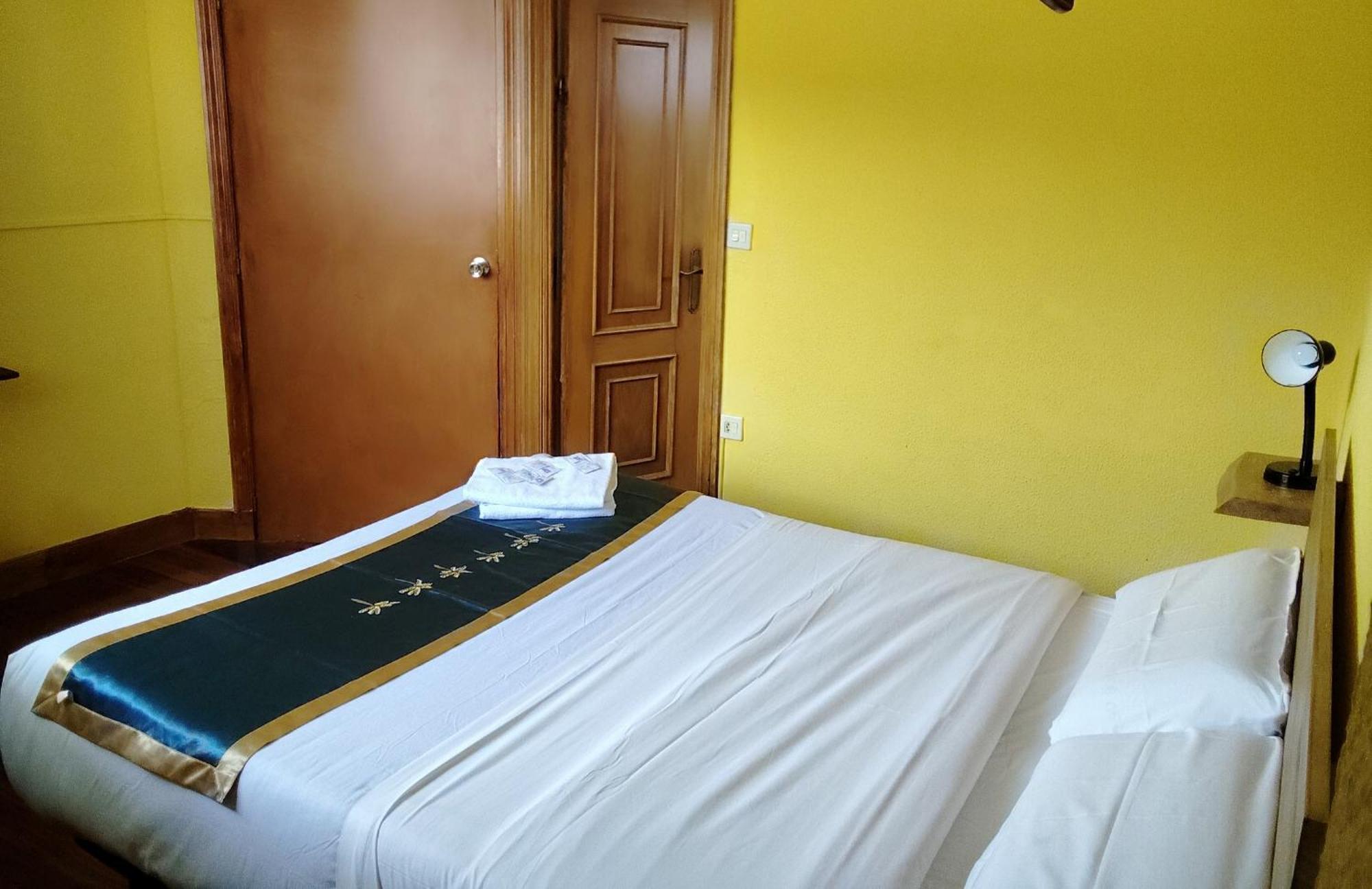 Txoko Maitea Pentsioa Hotel อูร์นีตา ภายนอก รูปภาพ